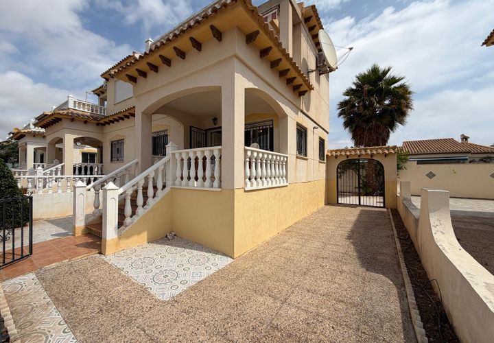 Villa i Playa Flamenca, Alicante, Playa Flamenca - € 269.900 | Ref: PF460 - foto 1